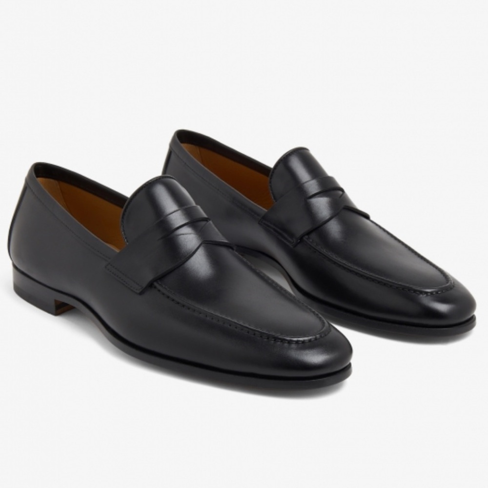 MAGNANNI
Leather loafers black men size 10.5 new 
$450